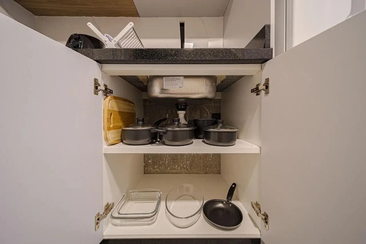 Apartment Refugio Minimalista: Elegancia Em Cada Detalhe